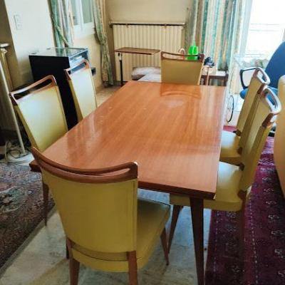 Table de séjour + 6 chaises jaune pâle Rockabilly designer 